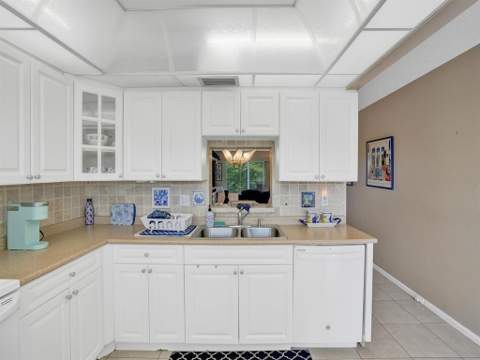 2003 Granada Drive #C4, Coconut Creek FL - photo 8 of 29