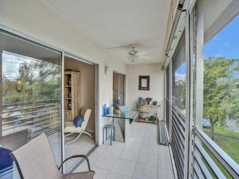 2003 Granada Drive #C4, Coconut Creek FL - photo 21 of 29