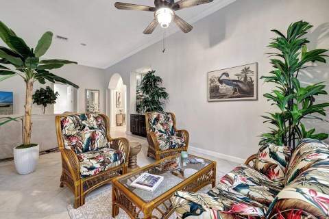 7602 Greenbrier Circle, Port St. Lucie FL - photo 9 of 31