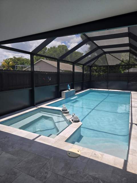 1402 Denlow Lane, Royal Palm Beach FL - photo 24 of 34