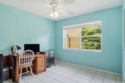 215 Lake Carol Drive, West Palm Beach FL - photo 11 of 18