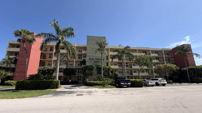 1 bedroom Condominium at 2400 NE 10th Street #106, Casa Verano Condo, Pompano Beach — photo 1
