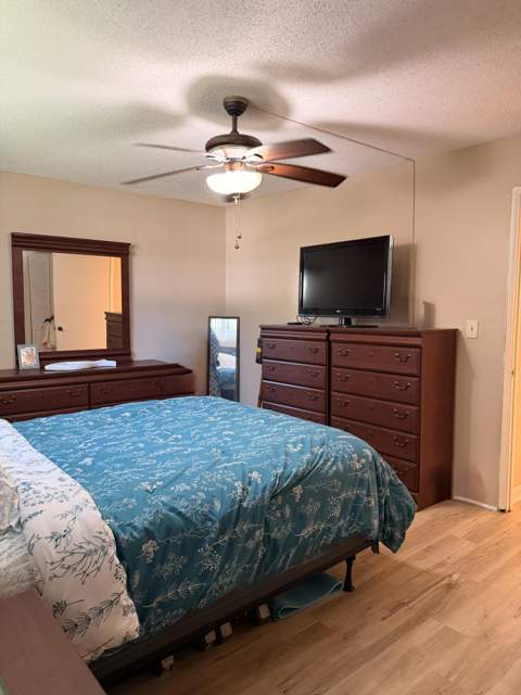 2400 NE 10th Street #106, Pompano Beach FL - photo 14 of 17