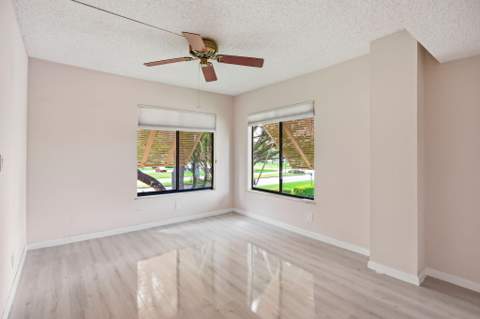 10110 Cedar Point Boulevard #206, Boynton Beach FL - photo 18 of 28
