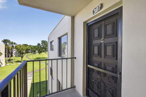 5340 Las Verdes Circle #307, Delray Beach FL - photo 10 of 72
