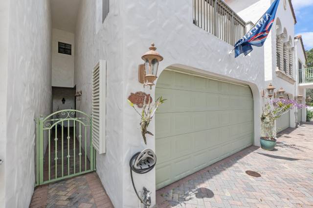 2932 Hidden Harbour Court