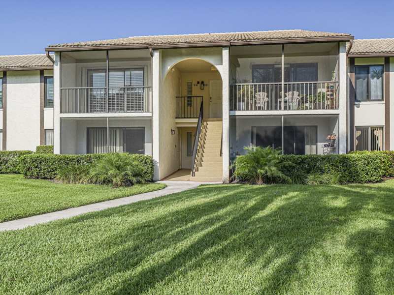 2 bedroom Condominium at 1605 SW Silver Pine Way, Pine Ridge At Martin Downs Condo, Palm City — photo 1