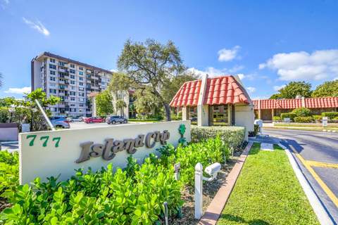 777 S Federal Highway #H306, Pompano Beach FL - photo 23 of 27