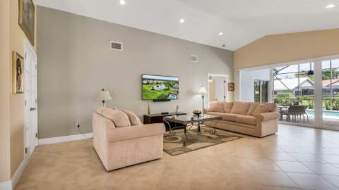 21089 Cottonwood Drive, Boca Raton FL - photo 8 of 46