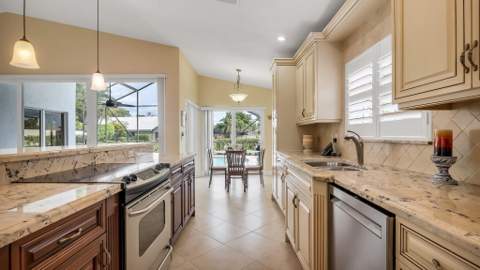 21089 Cottonwood Drive, Boca Raton FL - photo 12 of 46
