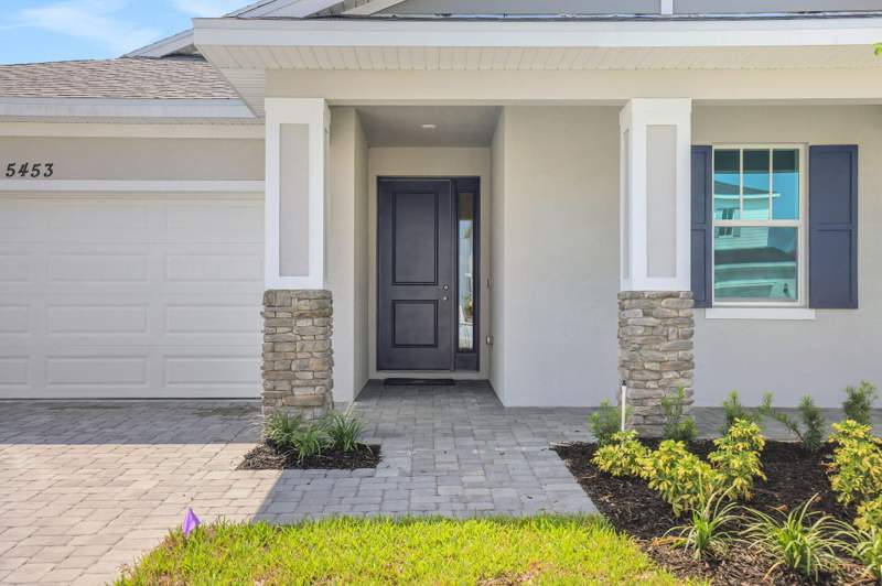 4 bedroom Single Family Residence at 5453 NW Camberly Court, Ltc Ranch West Pod 2 Phases 1 And 2, Port St. Lucie — photo 2