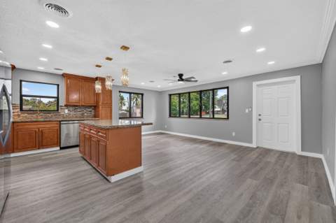 24 NW Avenue I, Belle Glade FL - photo 16 of 27