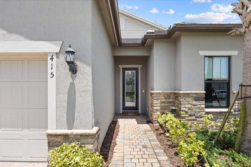 3 bedroom Single Family Residence at 415 SE Crathes Street, Veranda Gardens East Phase 4, Port St. Lucie — photo 4