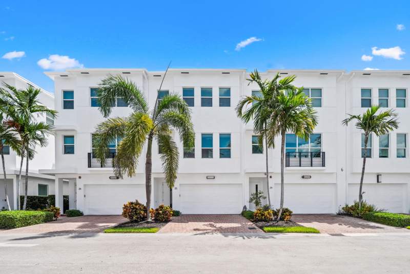 3 bedroom Townhouse at 2900 NE 12th Terrace #25, Pointe @ Middle River, Oakland Park — photo 4