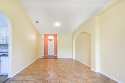5544 Spanish River Road, Fort Pierce FL - photo 6 of 31