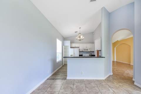 5544 Spanish River Road, Fort Pierce FL - photo 7 of 31