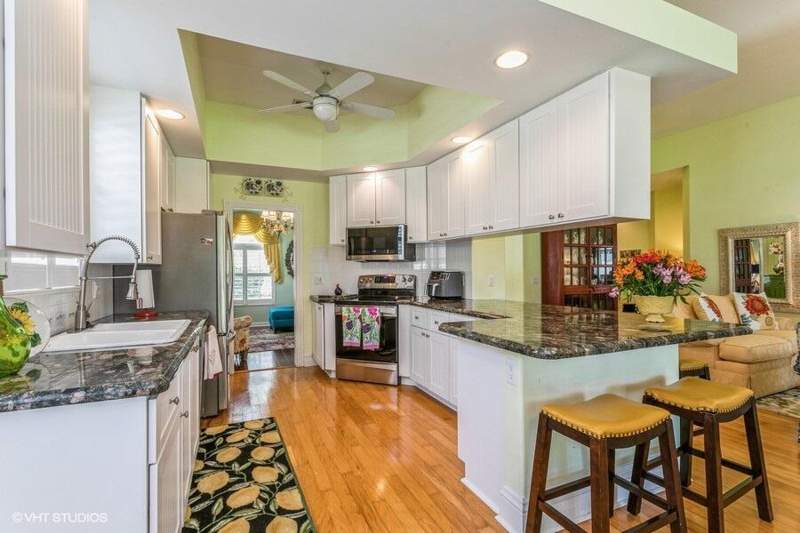 3 bedroom Single Family Residence at 170 Euphrates Circle, Isles At Palm Beach Gardens, Palm Beach Gardens — photo 3