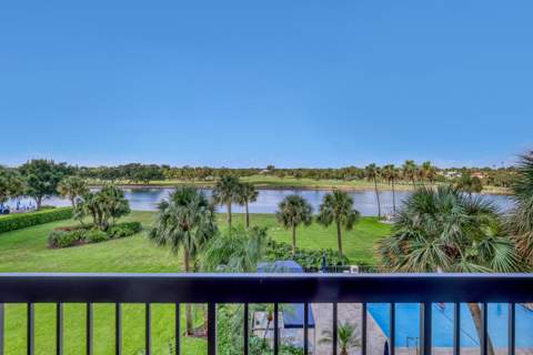 356 Golfview Road #403, North Palm Beach FL - photo 14 of 26