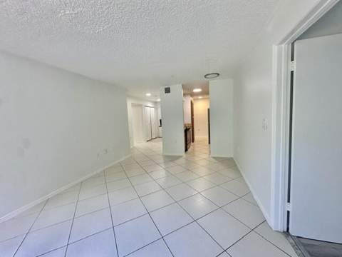 2305 N Congress Avenue #11, Boynton Beach FL - photo 8 of 18