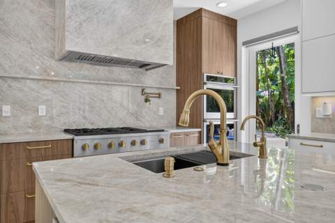 2719 NE 19th Street, Fort Lauderdale FL - photo 9 of 50
