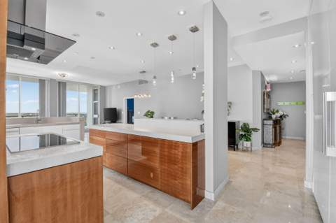 550 Okeechobee Boulevard #Lph-23, West Palm Beach FL - photo 21 of 118