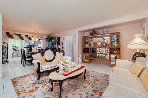 4460 NW 3rd Place, Plantation FL - photo 7 of 26