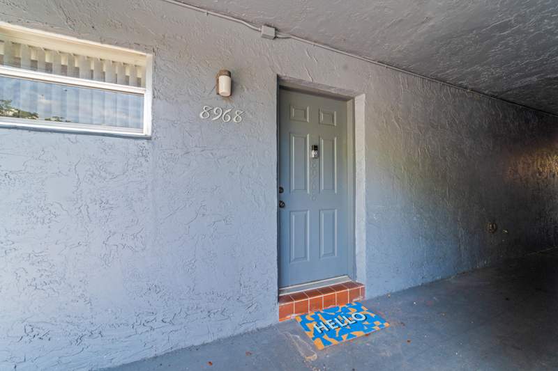 2 bedroom Condominium at 8968 W Sample Road #101, Oxford Condo, Coral Springs — photo 2