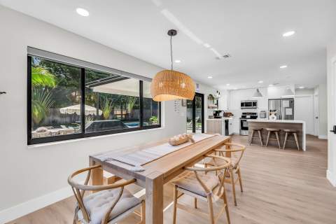 300 SE 8th Avenue, Deerfield Beach FL - photo 14 of 73