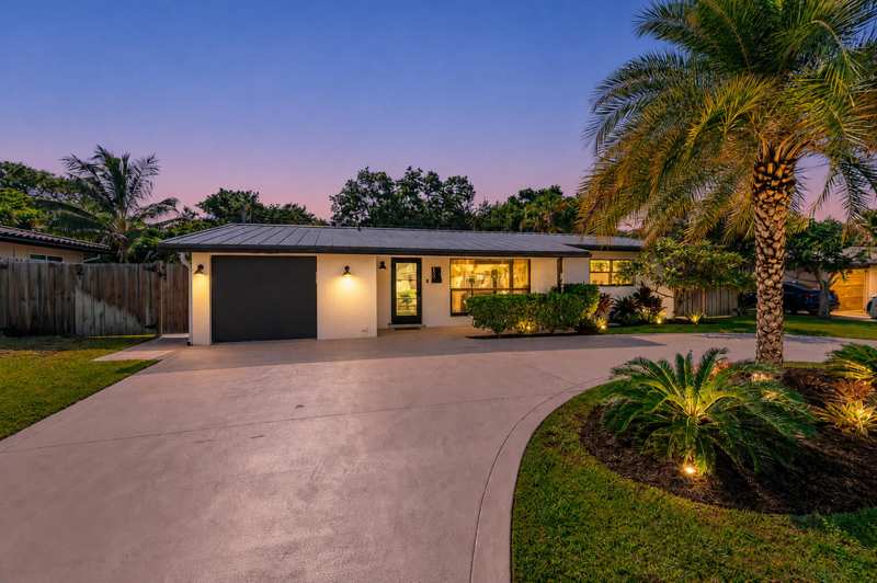 2 bedroom Single Family Residence at 300 SE 8th Avenue, Coral Manor Third Add, Deerfield Beach — photo 1