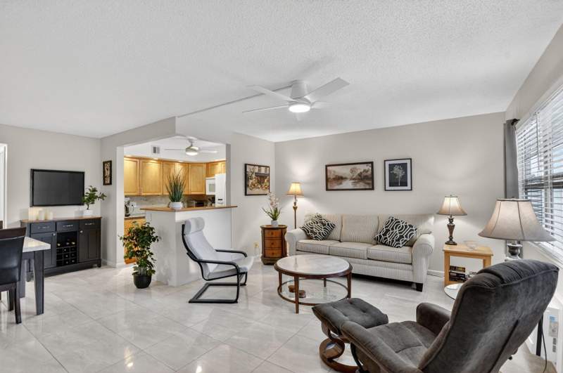 1 bedroom Condominium at 438 Tilford U, Tilford U Condo, Deerfield Beach — photo 2