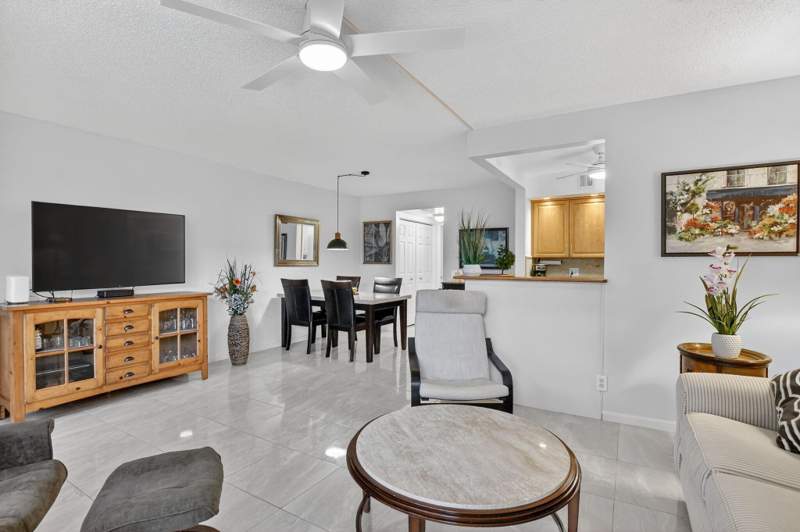 1 bedroom Condominium at 438 Tilford U, Tilford U Condo, Deerfield Beach — photo 4