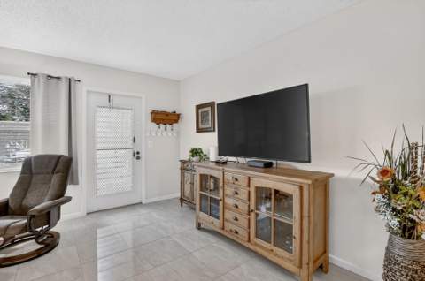 438 Tilford U, Deerfield Beach FL - photo 6 of 88
