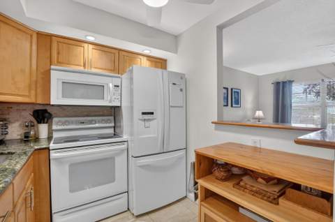 438 Tilford U, Deerfield Beach FL - photo 8 of 88