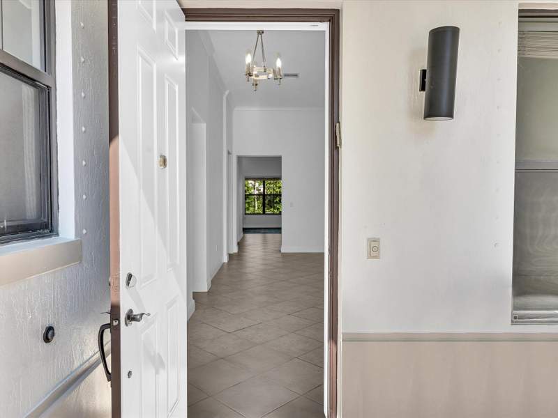 4 bedroom Single Family Residence at 2680 NW 84th Way, Monterra Plat, Cooper City — photo 5