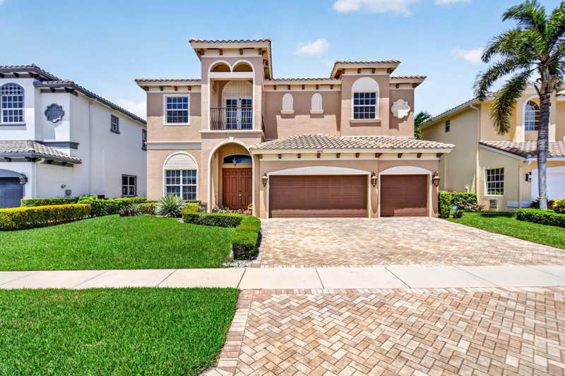 5 bedroom Single Family Residence at 9898 Coronado Lake Drive, Coronado Estates, Boynton Beach — photo 1