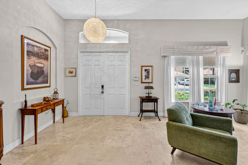 5 bedroom Single Family Residence at 9898 Coronado Lake Drive, Coronado Estates, Boynton Beach — photo 5