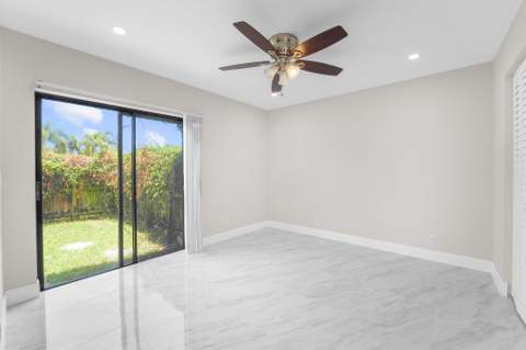 22207 Alyssum Way, Boca Raton FL - photo 12 of 31