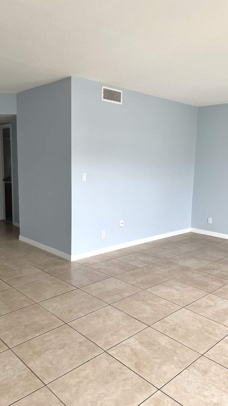 1 bedroom Condominium at 120 Wettaw Lane #112, Windsor Park South Condominiums, North Palm Beach — photo 5