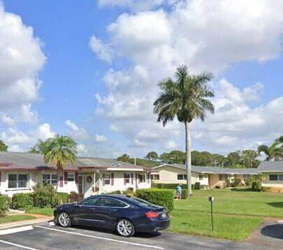 2 bedroom Villa at 2621 Barkley Drive #A, Cresthaven Villas 12 Condo, West Palm Beach — photo 2