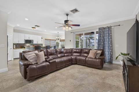 11483 Beacon Pointe Lane, Wellington FL - photo 18 of 41