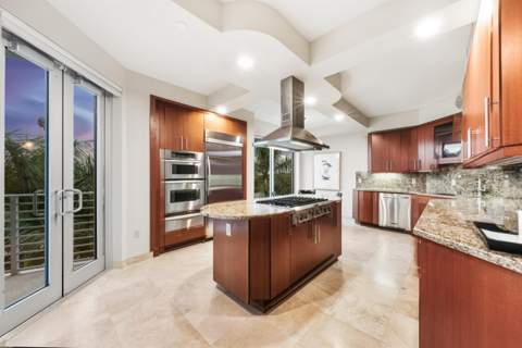 301 Hendricks Isle #10, Fort Lauderdale FL - photo 16 of 65