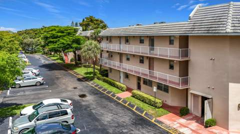 2850 Forest Hills Boulevard #212, Coral Springs FL - photo 8 of 66