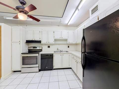 2850 Forest Hills Boulevard #212, Coral Springs FL - photo 11 of 66