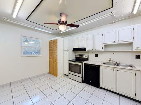 2850 Forest Hills Boulevard #212, Coral Springs FL - photo 12 of 66