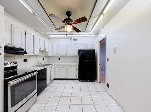 2850 Forest Hills Boulevard #212, Coral Springs FL - photo 17 of 66