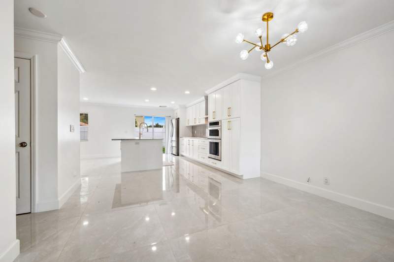 3 bedroom Single Family Residence at 3460 Commodore Court, Liberty Bay, West Palm Beach — photo 4