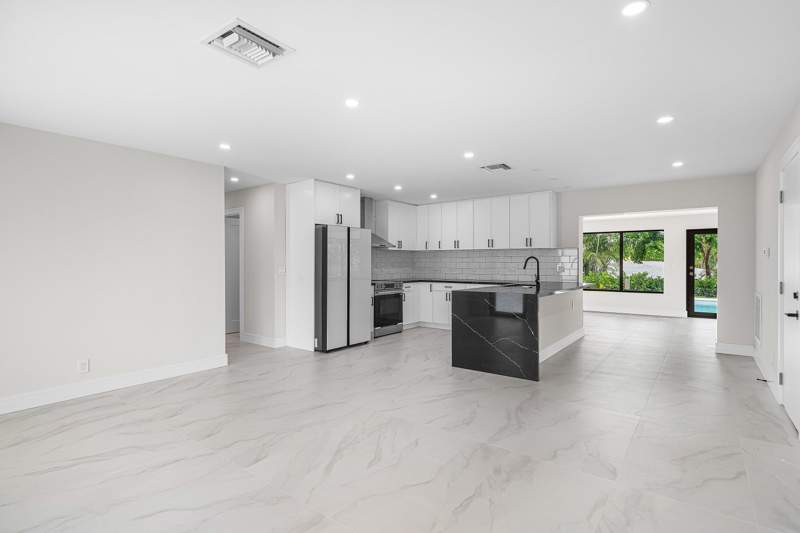 3 bedroom Single Family Residence at 707 Sunset Drive, Lake Osborne Terrace, Lake Worth Beach — photo 4