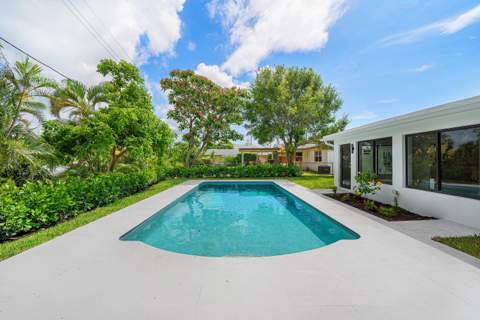 707 Sunset Drive, Lake Worth Beach FL - photo 14 of 19
