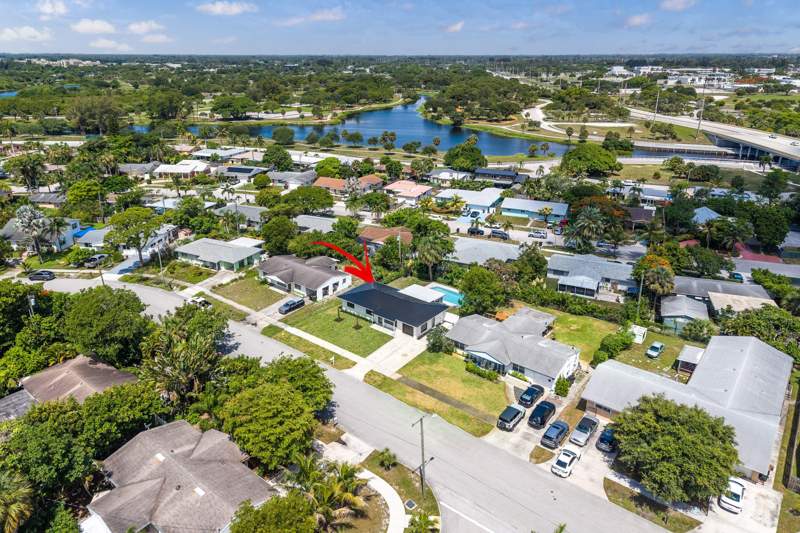 3 bedroom Single Family Residence at 707 Sunset Drive, Lake Osborne Terrace, Lake Worth Beach — photo 3