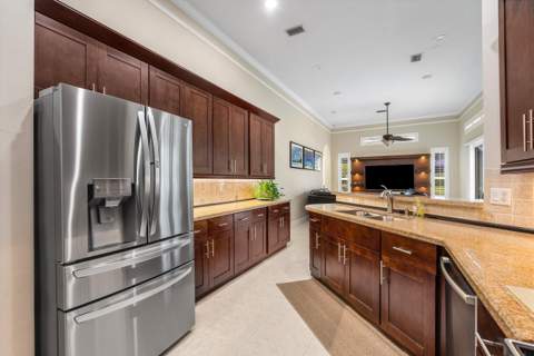 1853 Palisades Drive, West Palm Beach FL - photo 16 of 41